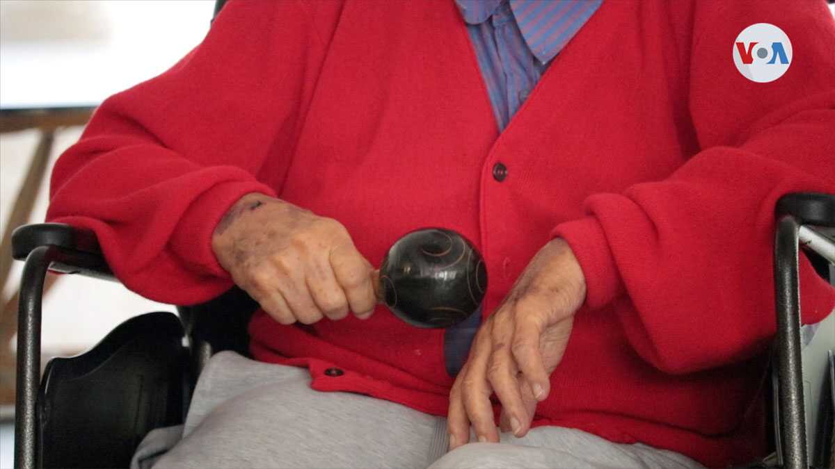 penyakit saraf alzheimer Alzheimer adalah penyakit saraf penyebab demensia yang paling umum (foto: ilustrasi/voa).