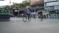 sekda tegal bersepda Sekda Kota Tegal beserta para OPD saat bersepeda di wilayah Kota Tegal, Jumat 04/10/2024 (Foto: Humas Pemkot Tegal)