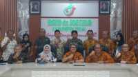 Dinas Kominfo Kabupaten Tegal diterima Direktur RSUD Soesilo, Selasa 05/11/2024 di RSUD Soesilo Kabupaten Tegal. (Foto: Diskominfo Kabupaten Tegal) Dinas Kominfo Kabupaten Tegal diterima Direktur RSUD Soesilo, Selasa 05/11/2024 di RSUD Soesilo Kabupaten Tegal.