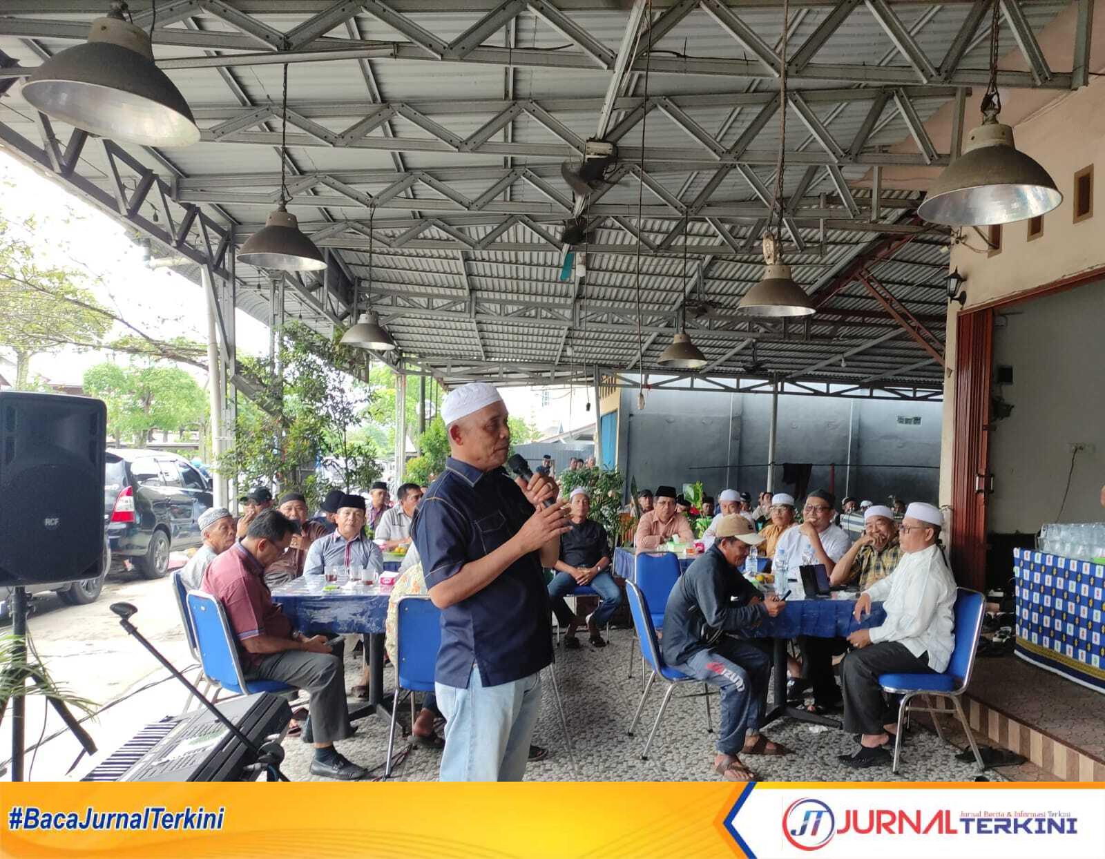 Ket Foto Calon Bupati terpilih H Herman Menghadiri undangan Syukuran Tim relawan simpatisan
