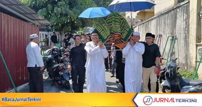 ibunda Rocky meninggal 5 Jenazah almarhumah Hj. Sinariah ibunda Rocky Marciano Bawole akan disholatkan di Masjid Ar-Rahman. (JurnalTerkini.id/edy kencana)