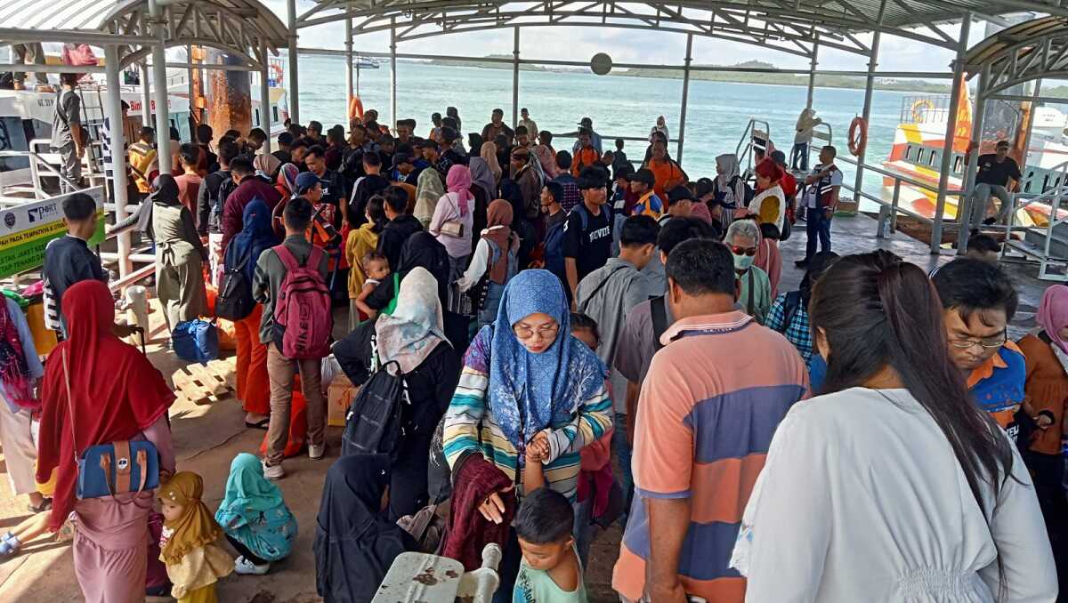 Suasana arus mudik di Pelabuhan Sekupang Batam beberapa waktu lalu. (foto: HumasBPBatam)