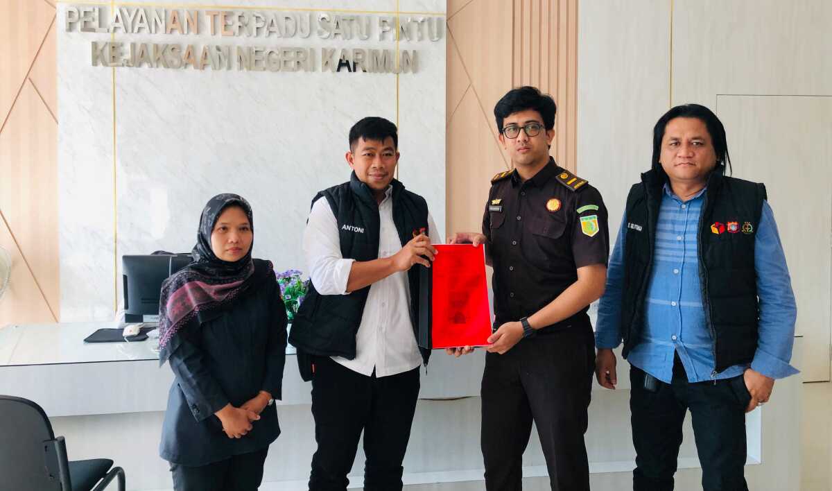 sidang perkara netralitas asn pilkada Karimun Kejaksaan Negeri Karimun menerima pelimpahan perkara netralitas ASN di Pilkada 2024 dengan Terdakwa Kepala Bagian Tata Pemerintahan (Kabag Tapem) Sekretariat Daerah Kabupaten Karimun, Zulkhairi di Kantor Kejari Karimun beberapa waktu lalu. (Dokumentasi pribadi)