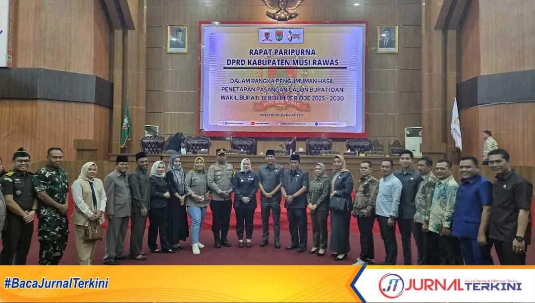 Dewan Perwakilan Rakyat Daerah (DPRD) Kabupaten Musi Rawas, Sumatera Selatan menggelar rapat paripurna penetapan bupati dan calon wakil bupati terpilih Kabupaten Musi Rawas periode 2025-2030, Sabtu (11/1/2025). (JurnalTerkini.id/alam budi kesuma)