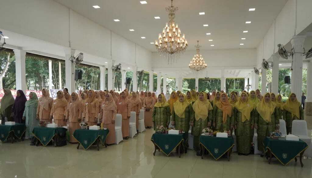 lomba puisi dan pidato Asahan Memeriahkan Hari Ibu ke-96 dan Hari Ulang Tahun (HUT) ke-25 Dharma Wanita Persatuan (DWP) Kabupaten Asahan, DWP Kabupaten Asanan menggelar lomba baca puisi dan pidato di Pendopo Rumah Dinas Bupati Asahan, Senin (23/12/2024). (Foto: Diskominfo Asahan)