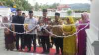 Gubernur Sumatera Barat Mahyeldi Ansharullah, meresmikan Masjid Baru SMAN 1 Sumatera Barat, Rabu (08/01/2025). (JurnalTerkini.id/Amryan)