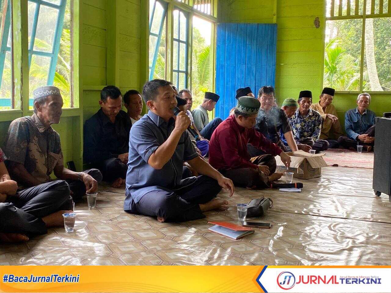 IMG-20250215-WA0020 Tamu ramah dan Silaturahmi anggota DPRD kabupaten Indragiri Hilir Dr Ahmad Fuad,S.E.I., M.E.Sy, dalam Rangka kegiatan Reses II MP II tahun 2025 di wilayah pemilihan dapil 3 Kecamatan Mandah - Pelangiran