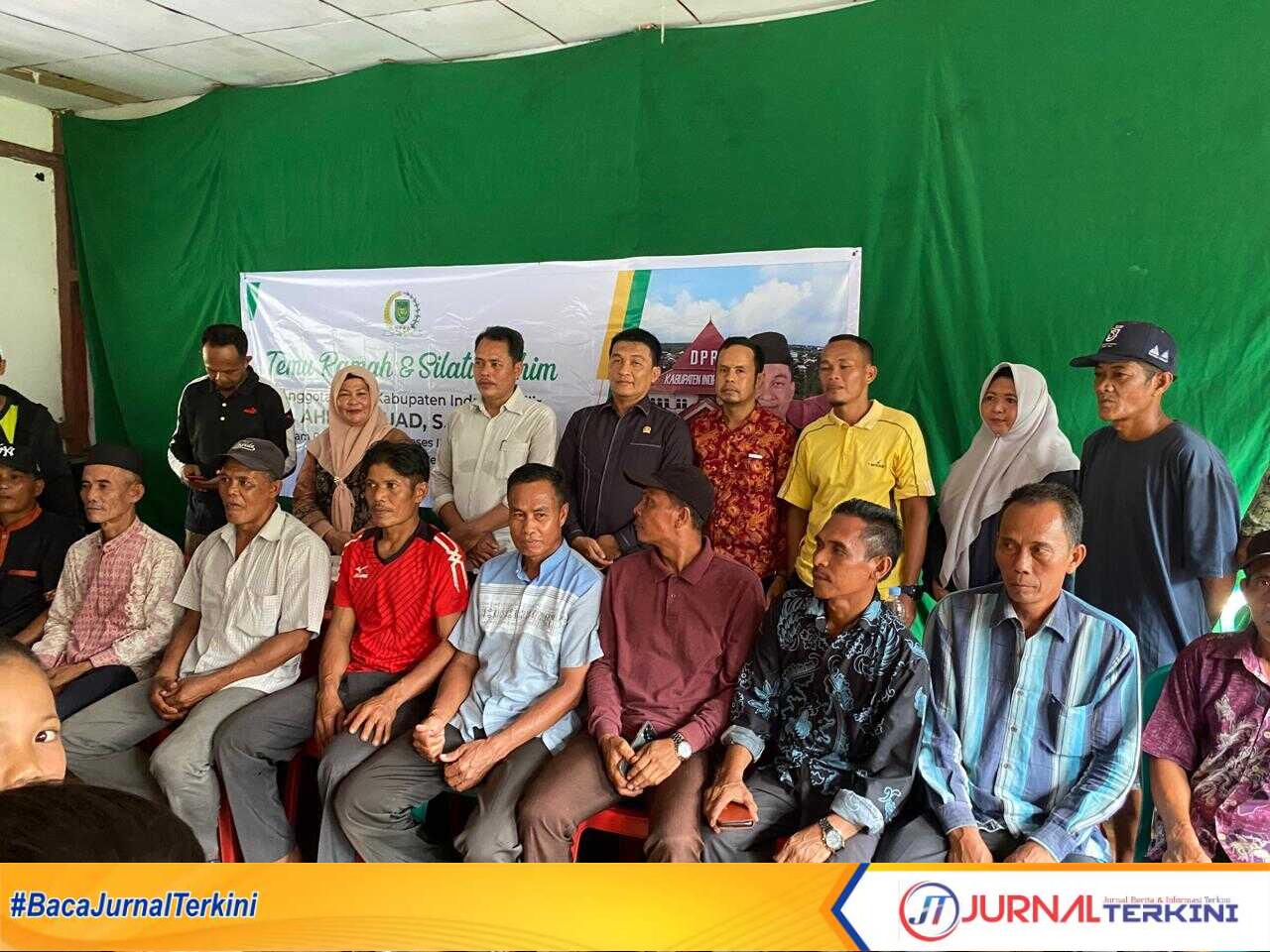 Anggota DPRD kabupaten Indragiri Hilir Dr Ahmad Fuad saat melaksanakan kegiatan reses II MP II tahun 2025 di Dusun Parit Temuan