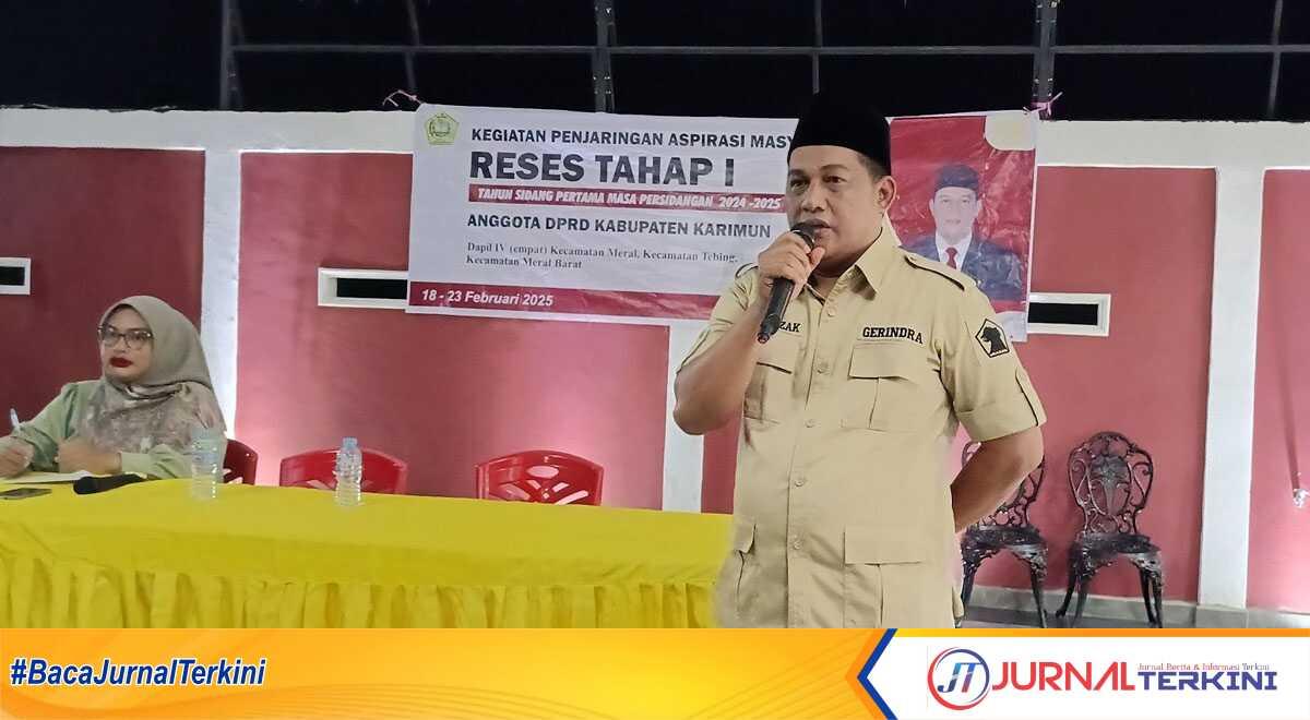 abdul razak reses di harjosari Anggota DPRD Karimun Abdul Razak biasa dipanggil Topo kembali menggelar reses tahap I di Kampung Harapan Kelurahan Harjosari Kecamatan Tebing guna menjaring aspirasi masyarakat. di kediamannya pada Jumat (21/02/2025). (JurnalTerkini.id/edy kencana)