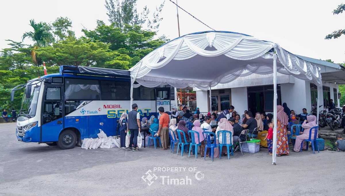 Sebanyak 131 warga antusias memanfaatkan layanan kesehatan gratis di Mobil Sehat yang berada di Pelabuhan Mantung, Kecamatan Belinyu, Kabupaten Bangka, Kepulauan Bangka Belitung pada Rabu (5/2/2025). (timah)