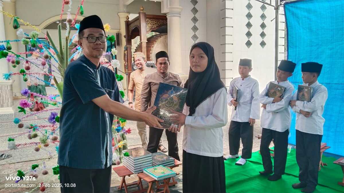 pt timah dukung pesta adat ruwah PT Timah kembali mendukung Pesta Adat Ruwah dan Khataman Quran di Desa Pusuk, Kecamatan Kelapa, Kabupaten Bangka Barat, Kepulauan Bangka Belitung. (timah)