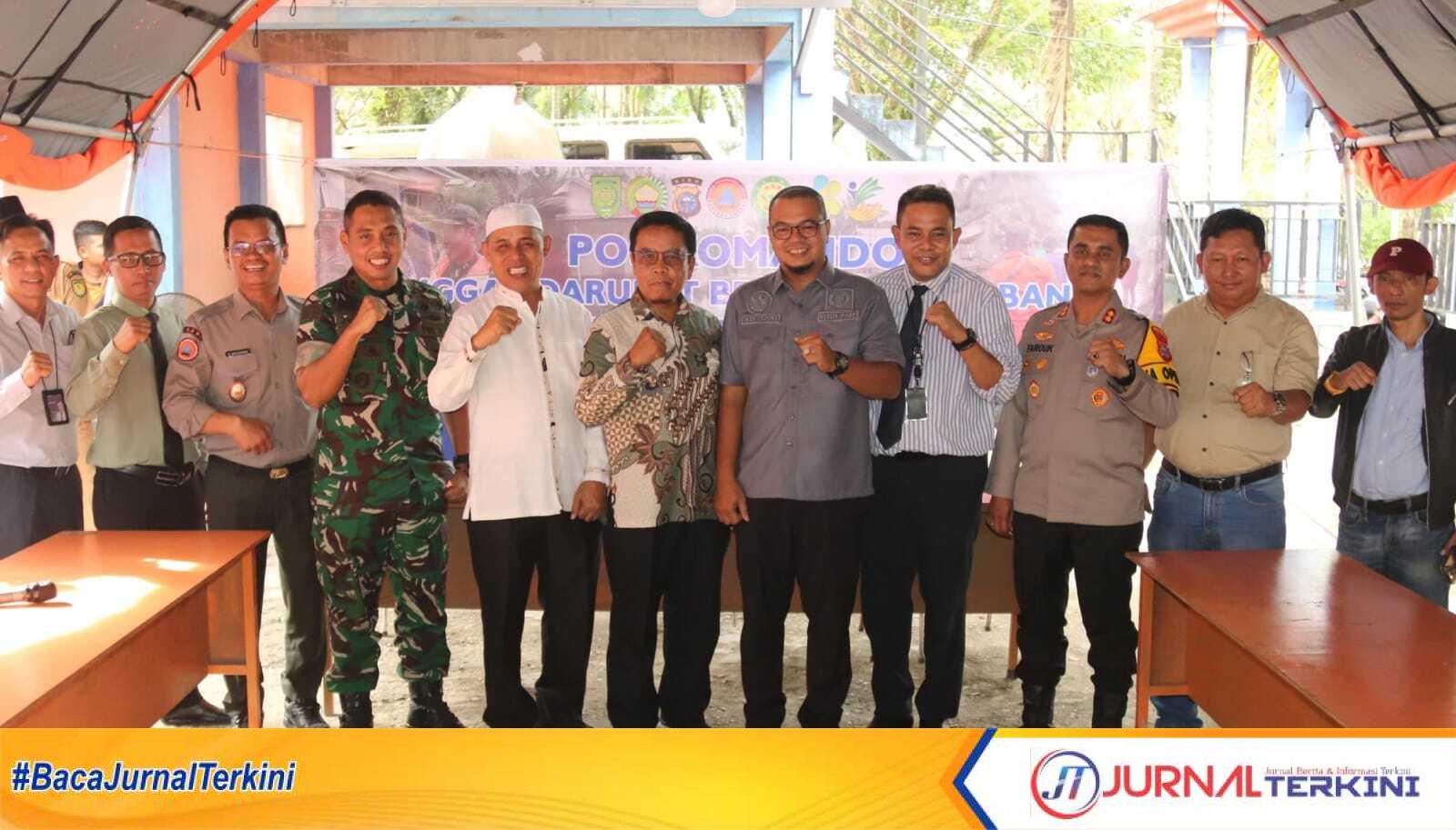 Pemkab Inhil menerima bantuan dari berbagai perusahaan untuk untuk membantu korban bencana banjir yang melanda 14 desa di 7 kecamatan wilayah Kabupaten Inhil.