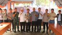 IMG-20250324-WA0017 Pemkab Inhil menerima bantuan dari berbagai perusahaan untuk untuk membantu korban bencana banjir yang melanda 14 desa di 7 kecamatan wilayah Kabupaten Inhil.