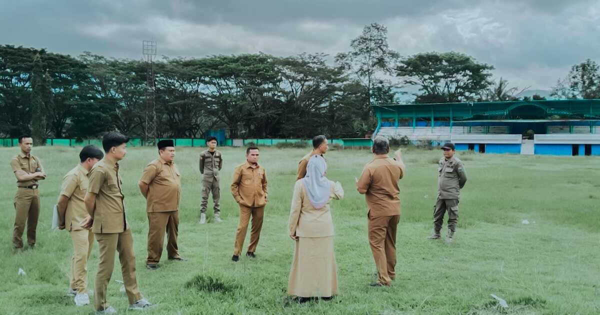 Wabup solok tinjau gor tuanku tabiang Wakil Bupati Solok tinjau GOR Tuanku Tabiang Batu Batupang di Koto Baru, Selasa (19/03/2025). ( Foto DiskominfokabSolok).