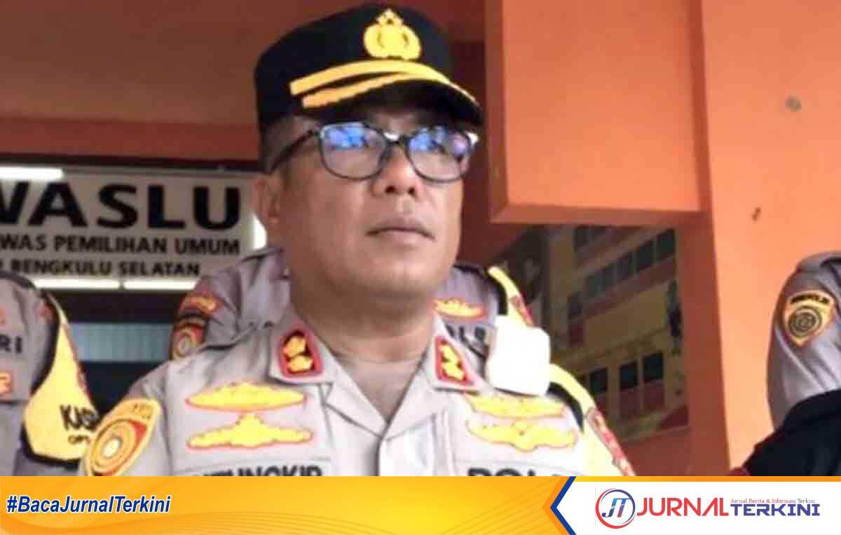 bee33a6970b42594b68c46d901ec6835 Kapolres Bengkulu Selatan memastikan situasi Kamtibmas kondusif menjelang dilaksanakannya Pemungutan Suara Ulang (PSU) pilkada