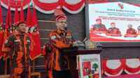 Ketua MPW PP Kepri Sunarto Poniman menyampaikan kata sambutan dalam rakerwil di Gedung Nasional, Tanjung Balai Karimun, Selasa (26/2/2025). (JurnalTerkini.id/edy kencana)