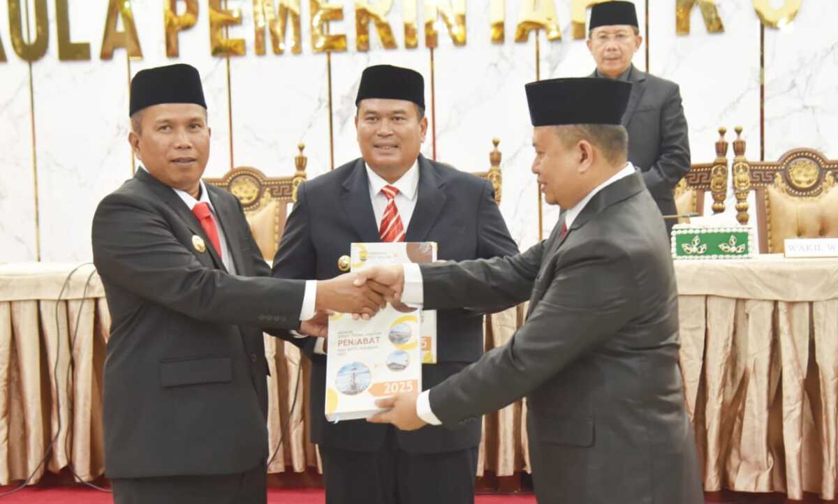 sertijab walikota Pariaman Sertijab Walikota Pariaman di Aula balai kota Pariaman, Senin (03/03/2025). ( Foto Adpim Sumbar).