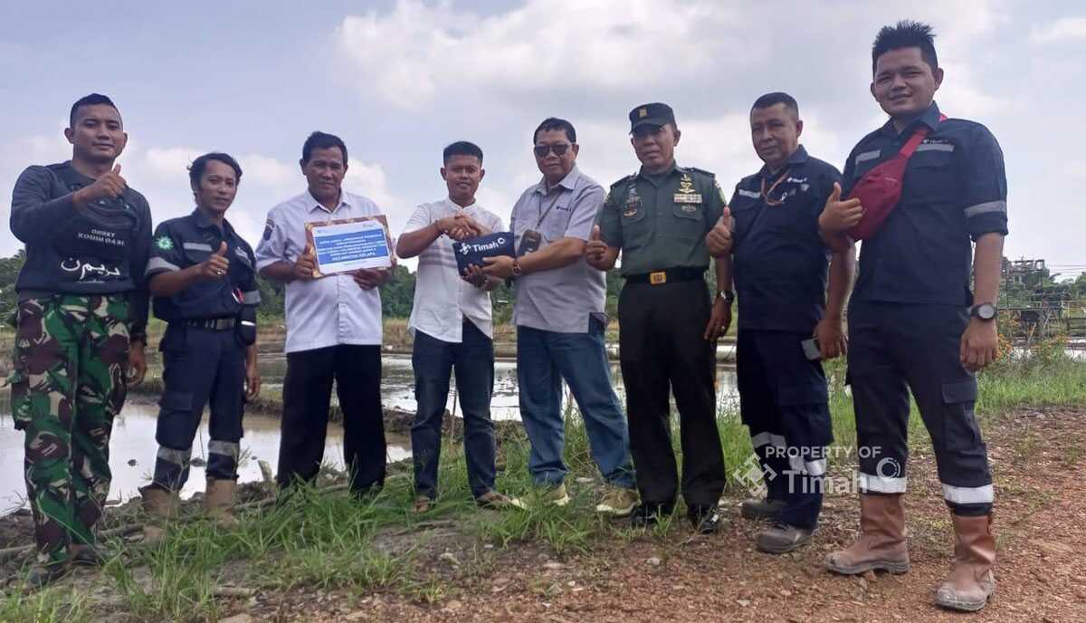 PT Timah membangun fasilitas sanitasi berupa jamban dan WC di berbagai fasilitas umum dan pemukiman warga di wilayah operasional perusahaan. (timah)