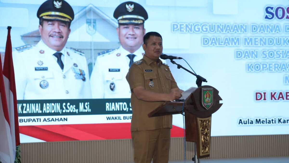 sosialisasi koperasi merah putih di Asahan Wakil Bupati Asahan, Rianto, SH., MAP, membuka sosialisasi pembentukan Koperasi Desa dan Kelurahan Merah Putih di Kabupaten Asahan berlangsung di Aula Melati kantor Bupati Asahan, Senin (28/04/2025). (Diskominfo Asahan)