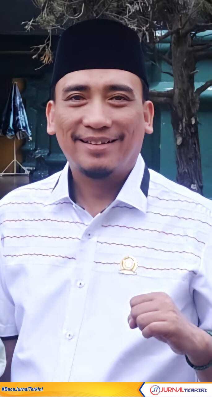 Anggota DPRD Provinsi Riau H Ikbal Sayuti