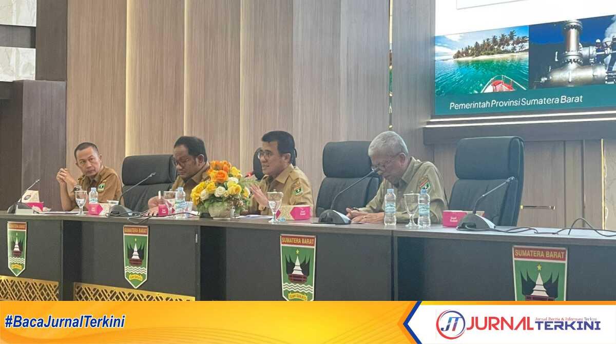 DPMPTSP Sumbar Gelar Rakor pemetaan potensi dengan Kab/Kota se Sumbar. (Foto Adpim sumbar).