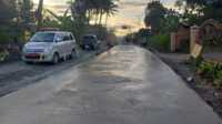 Ruas Jalan Payakumbuh - Sitangkai mulai diperbaiki.( Foto Adpim sumbar).
