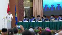 Wagub Sumbar Vasko Ruseimy saat menghadiri perayaan Lustrum VII FT Unand. (Foto Adpim sumbar).