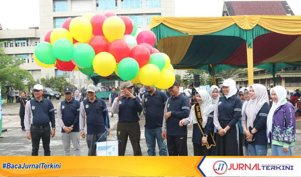 Bupati Inhil H Herman Memimpin apel Pencanangan Milad Inhil ke-60 Diisi Aksi Sosial, Pemeriksaan Gratis, dan Edukasi Anak (1/6/2025)
