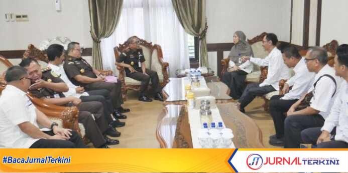 Screenshot_2025-06-24-22-49-49-70_40deb401b9ffe8e1df2f1cc5ba480b12