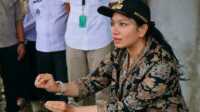 pabrik stone crusher dharmasraya Bupati Dharmasraya, Annisa Suci Ramadhani, bersama jajaran Organisasi Perangkat Daerah (OPD) terkait meninjau sejumlah pabrik stone crusher (pemecah batu) yang beroperasi di wilayah Kabupaten Dharmasraya, Rabu (4/6/2025). (humsas pemkab dharmasraya)