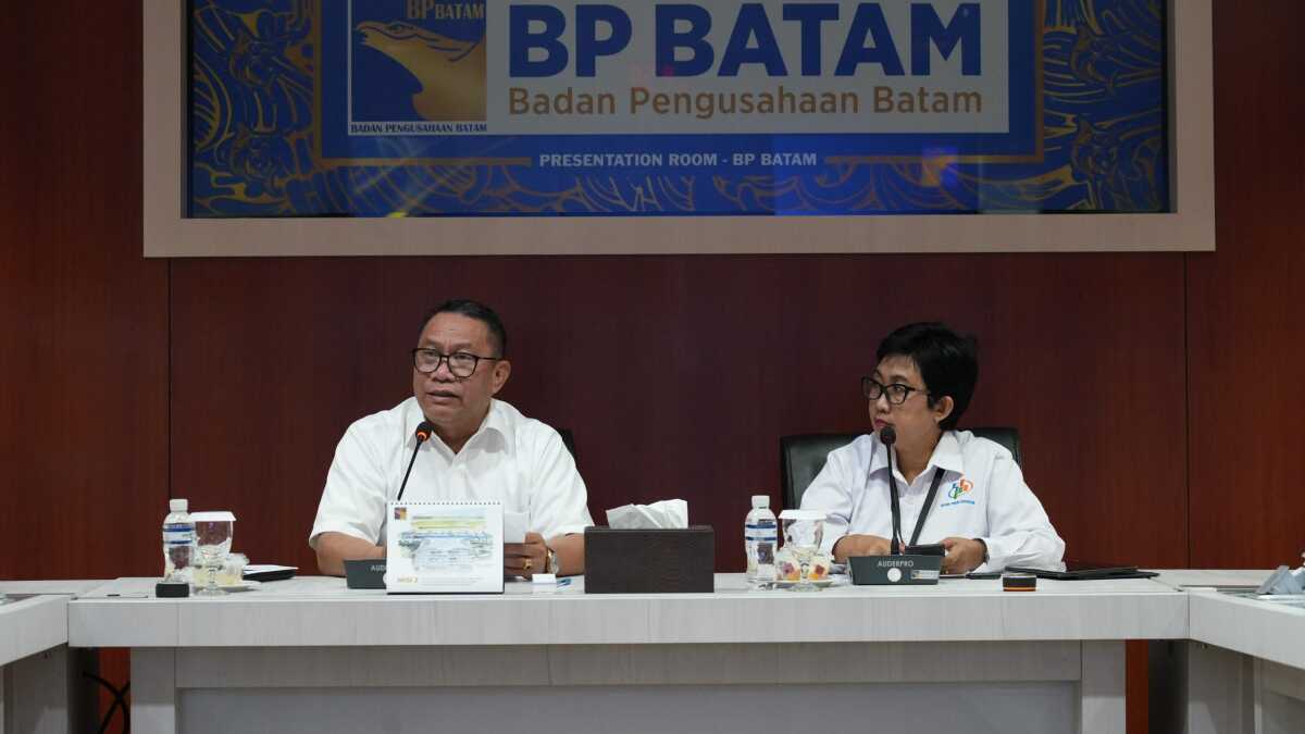 Badan Pengusahaan Batam (BP Batam) dan Badan Pusat Statistik (BPS) Provinsi Kepri rapat koordinasi di Gedung Marketing Centre BP Batam, Selasa (17/6/2025). (humasbpbatam)