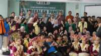 aliansi mahasiswa solok Kegiatan Pembekalan Panitia AMS Mengabdi 5 yang dilaksanakan di Gedung Pemuda BLK Lubuk Selasih, Kabupaten Solok, pada Sabtu (5/7/2025). (Foto DiskominfokabSolok).