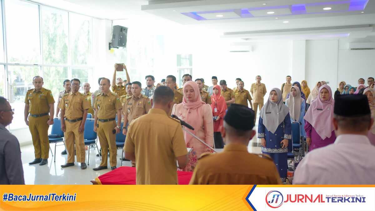 Pengukuhkan Bunda Literasi Kabupaten Solok pada Selasa (22/07/2025). (Foto DiskominfokabSolok).