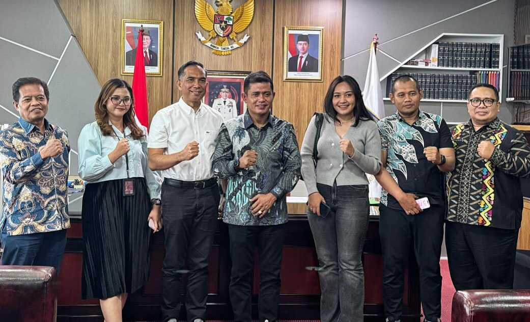 bupati solok ke dirjen bina keuangan daerah Bupati Solok Kunjungi Dirjen Bina Keuangan Daerah Kemendagri, Selasa (17/06/2025). (Foto DiskominfokabSolok).