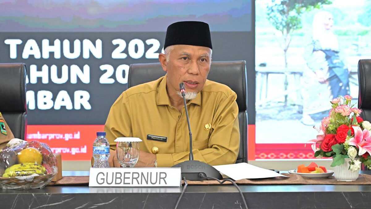 Gubernur Mahyeldi hadir dalam Upacara Pelantikan Pamong Praja Muda IPDN Angkatan XXXII Tahun 2025 di Jatinangor. (Foto Adpim Sumbar)