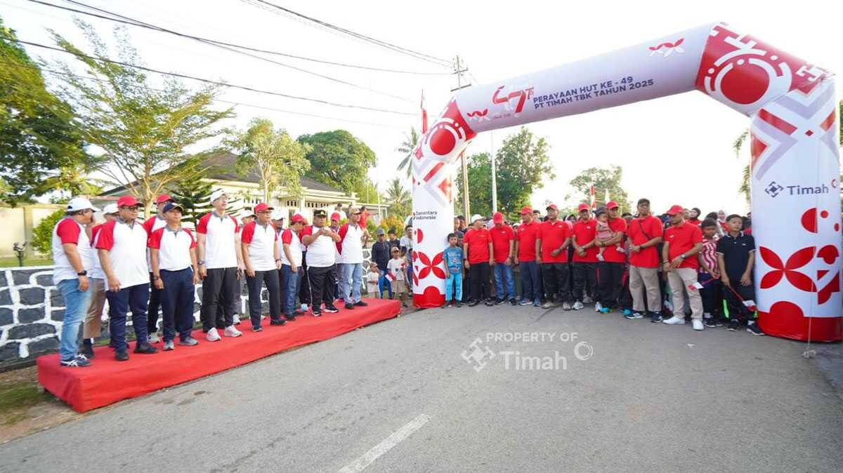 hut pt timah di karimun Ribuan masyarakat memadati Lapangan Upacara PT Timah Tbk, Desa Gemuruh, Kecamatan Kundur Barat, Kabupaten Karimun untuk mengikuti Pekan Sehat dalam rangka HUT ke-49 PT Timah pada Minggu (20/7/2025). (timah)