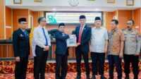 lhp bpk solok Wakil Bupati Solok Serahkan LHP BPK atas Penyelenggaraan Pemerintahan Tahun Anggaran 2024, Senin (02/06/2025). (Foto DiskominfokabSolok).