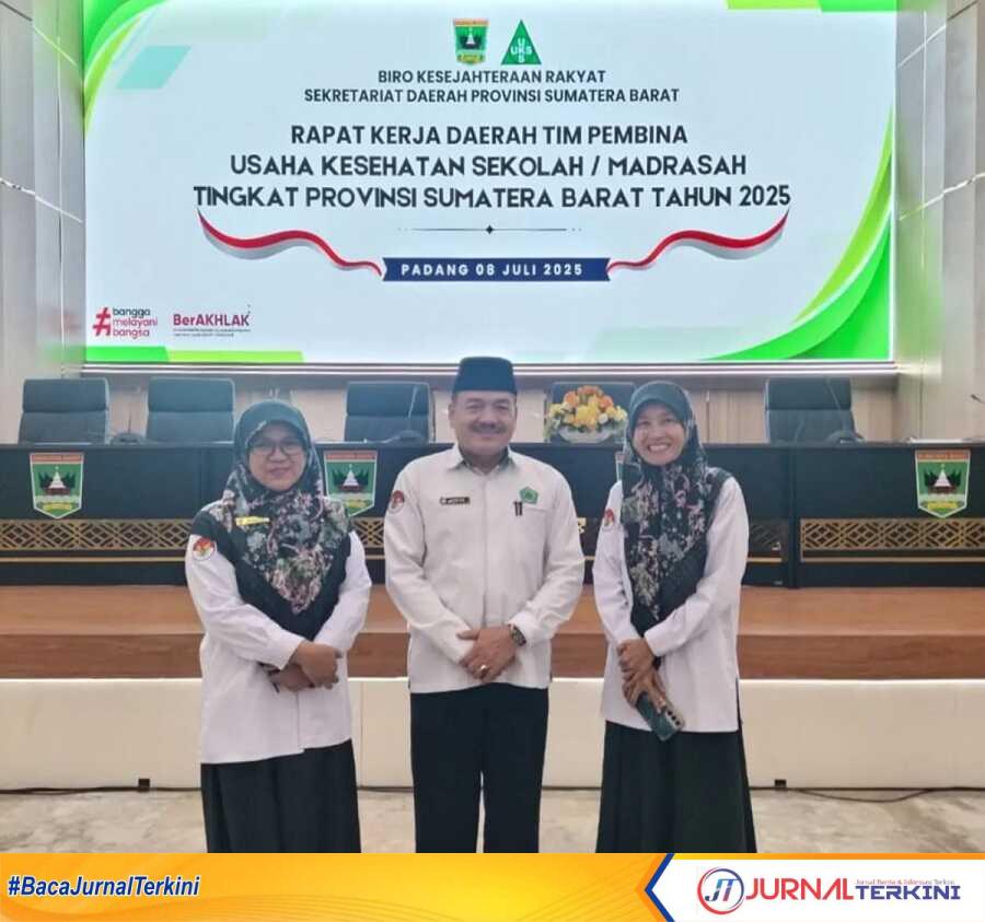 Kepala MTsN 6 Kota Padang, H. Yakub, M.Pd bersama tim, mengikuti Rapat Kerja Daerah Tim Pembina UKS/M Provinsi Sumatera Barat di Aula Kantor Gubernur Sumbar, Selasa (8/7/2025). (JurnalTerkini.id/Amryan)