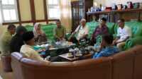wawako padang panjang allex saputra Wawako Allex Saputra saat mengunjungi SMAN 1 Padang Panjang (JurnalTerkini.id/diona)