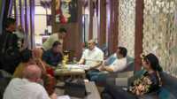IMG-20250813-WA0029 Bupati Solok Serahkah Proposal ke Anggota DPR RI untuk Pelaksanaan IJD di Kabupaten Solok, Selasa (12/08/2025). (Foto DiskominfokabSolok).