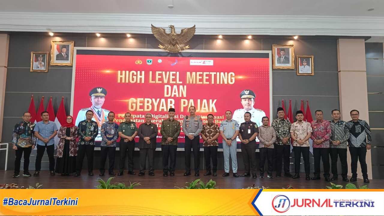 Kegiatan Gebyar Pajak dan High Level Meeting yang digelar Bapenda Sumbar di Auditorium Gubernuran, Kamis (14/8/2025). (Foto Adpim Sumbar).