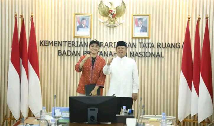 bupati annisa ke kementerian agraria Bupati Dharmasraya Annisa Suci Ramadhani melakukan langkah strategis dengan bertemu sejumlah pejabat penting di tingkat pusat dan daerah dalam pekan ini. (diskominfo dharmasraya)