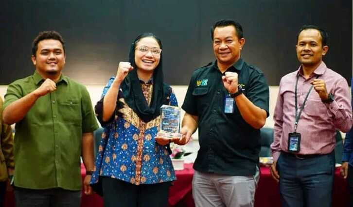 koperasi merah putih di dharmasraya Pemerintah Kabupaten Dharmasraya bersama PT Bank Mandiri (Persero) Tbk mengadakan kegiatan pembekalan kepada pengurus dan pengawas Koperasi Desa Merah Putih (KDMP) se-Kabupaten Dharmasraya, di Auditorium Dharmasraya, Selasa (29/07/2025). (dokumentasi pribadi)