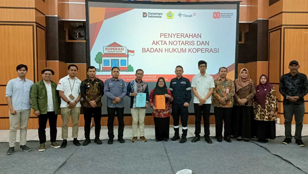 pt timah bimtek koperasi merah putih di kundur PT Timah berkolaborasi dengan Dinas Koperasi Usaha Mikro, Perdagangan dan ESDM Kabupaten Karimun kembali menggelar Bimbingan Teknis Manajemen Kelembagaan dan Pengembangan Usaha bagi pengurus Koperasi Merah Putih yang digelar di Gedung Serba Guna Wisma Timah Kundur, Kamis (14/8/2025). (timah)