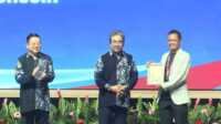 Pemko Padang raih penghargaan di ajang ASEAN Environmentally Sustainable Cities Award 2025 di Langkawi, Malaysia, Rabu (3/9/2025) malam. (Foto Kominfo Padang).