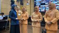 Pelantikan kepengurusan baru DWP masa bakti 2024-2029. (Foto Kominfo Padang).