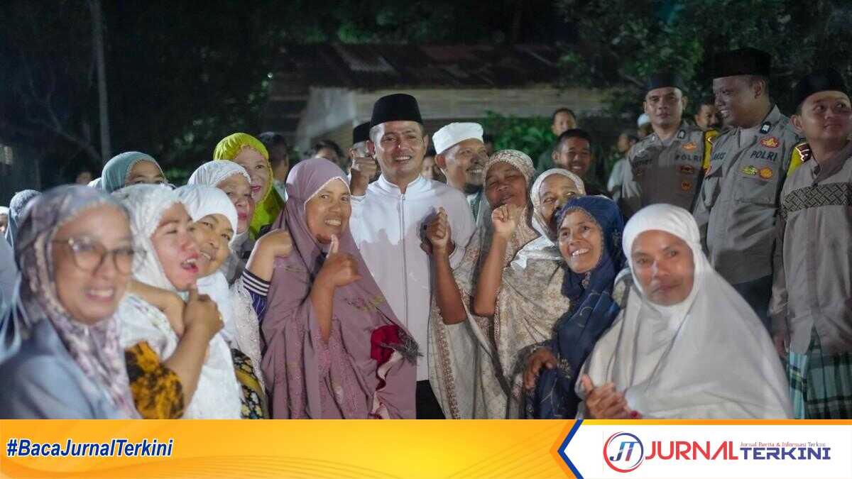IMG-20250802-WA0008 Bupati Solok Jon Firman Pandu saat Ikuti Subuh Berjamaah Bersama Forkopimda (Dok ist).