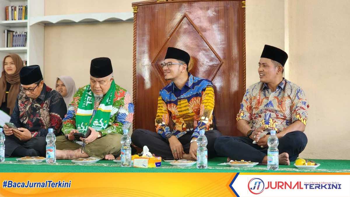 IMG-20250804-WA0071 Bupati Solok Jon Firman Pandu saat hadiri Tabligh Akbar PKKS di Pekanbaru. (Dok ist).