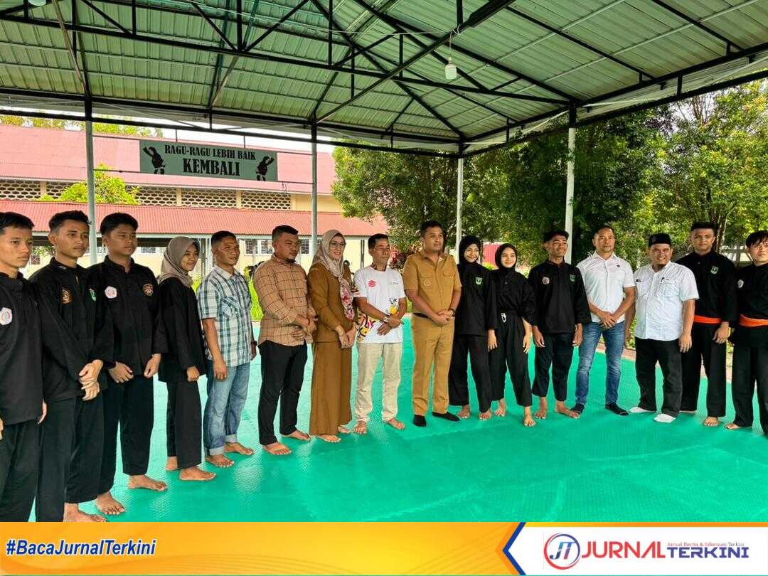 IMG-20250904-WA0045 Wagub Sumbar Vasco Ruseime saat menyambangi Gelanggang IPSI. (Foto Adpim Sumbar).