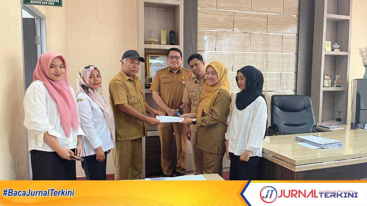 Edi Dharma Targetkan, Akhir Tahun 2025 Seluruh Arsip Inaktif Sekretariat Daerah Sumbar Sudah Tersimpan di Record Center (Foto Adpim Sumbar).
